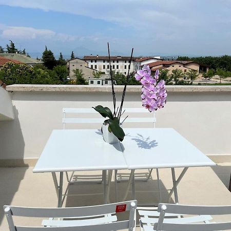 Attico Lilium Apartment Peschiera del Garda Ngoại thất bức ảnh